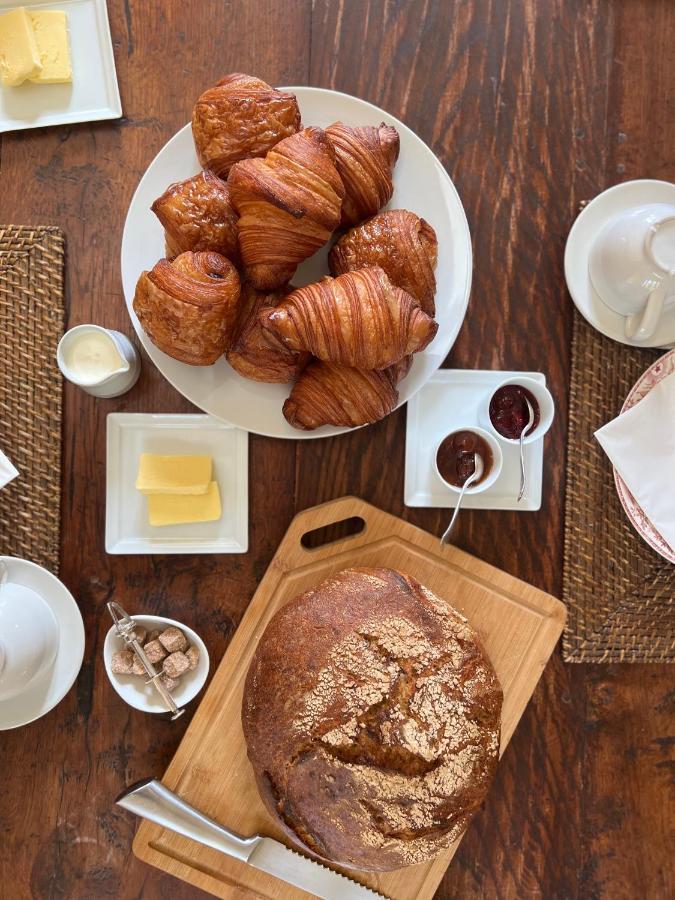 Noubar Bed & Breakfast Cenevieres Ngoại thất bức ảnh